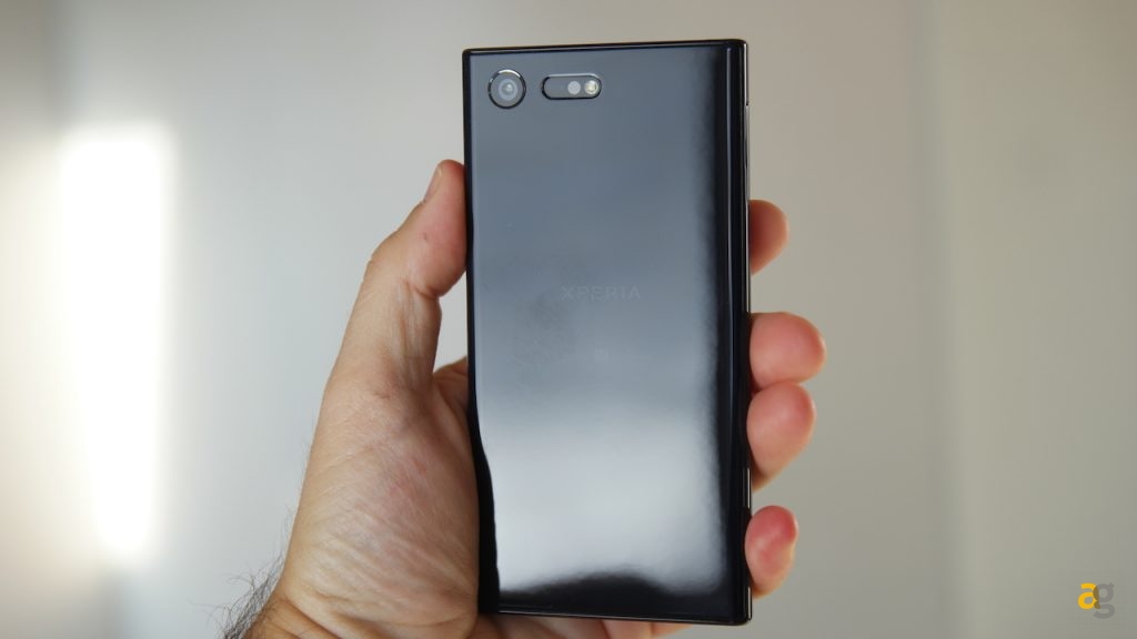 Huawei P20 vs Sony Xperia X Compact vs Sony Xperia Z1 ...