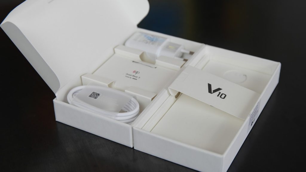 lg-v10-italia-vs-v10-usa-flash-review