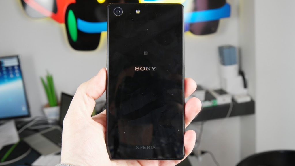sony-xperia-m5-o-z3-deja-vu-review