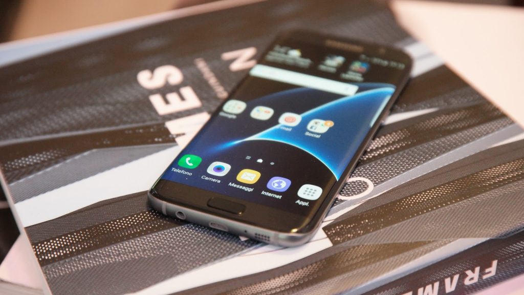 samsung-galaxy-s7-e-s7-edge-anteprima