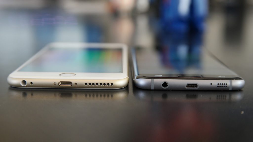 galaxy-s7-edge-vs-iphone-6s-plus-confronto