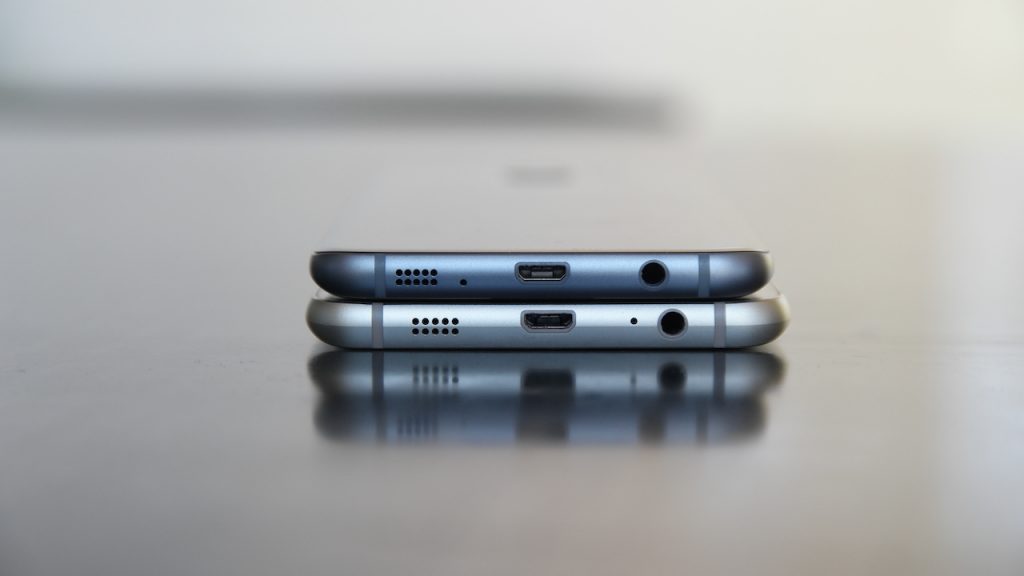 meglio-s7-edge-o-s6-edge-ecco-la-mia-opinione-flash