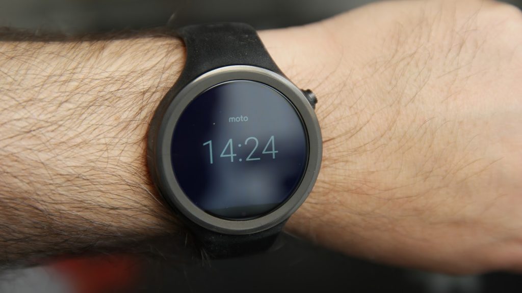 moto-360-sport-e-le-app-fitness-android-wear-la-recensione