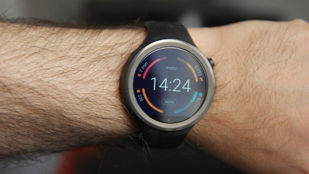moto-360-sport-e-le-app-fitness-android-wear-la-recensione