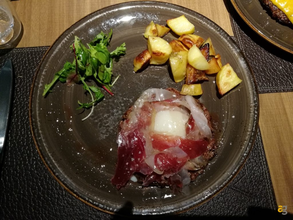 la-griglia-di-varrone-mamma-che-carne