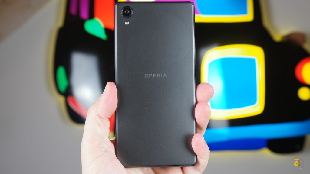 sony-xperia-x-la-recensione