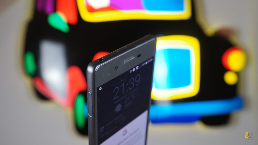 sony-xperia-x-la-recensione