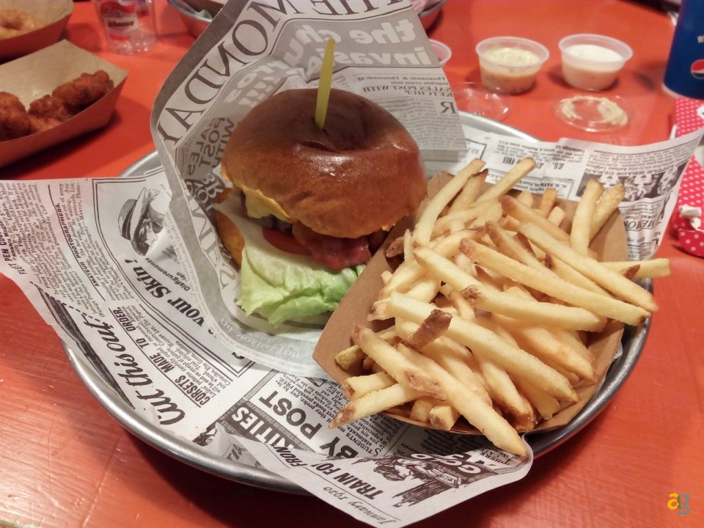 t-burger-milano-hamburger-ok-ma-qualche-particolare-da-rivedere