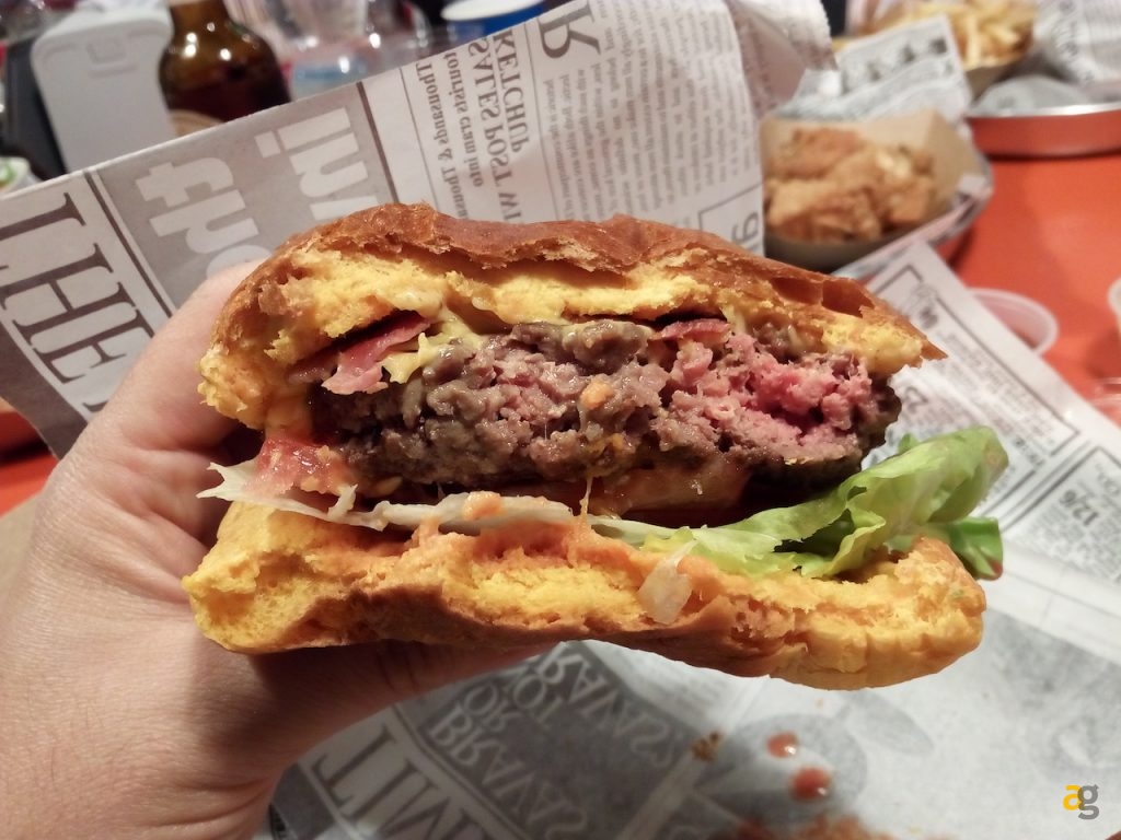 t-burger-milano-hamburger-ok-ma-qualche-particolare-da-rivedere