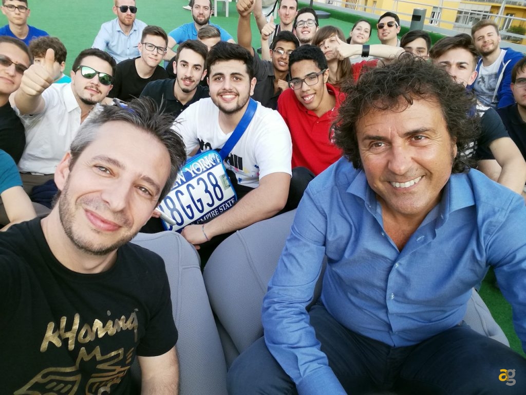 huawei-risponde-alle-vostre-domande-deliveroo-offre-laperitivo