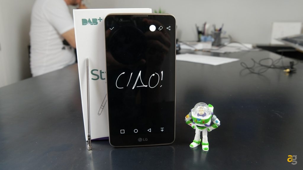 lg-stylus-2-la-recensione