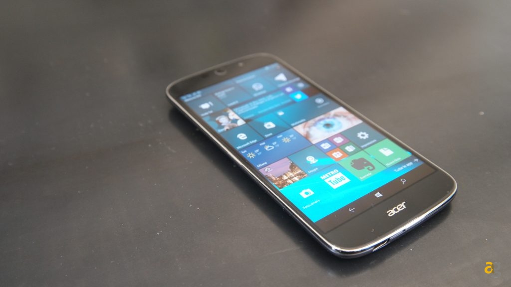 acer-jade-primo-recensione-windows-10-e-continuum