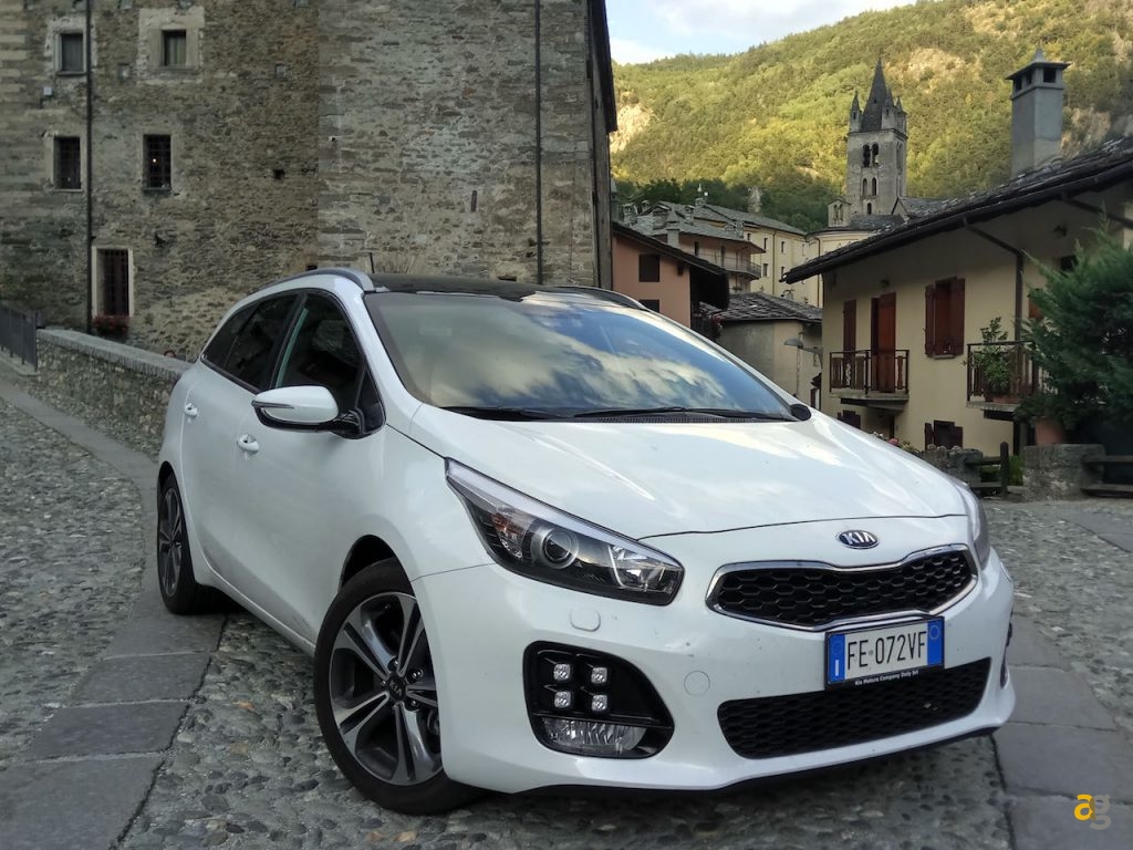vacanze-kia-ceed-tecnologia