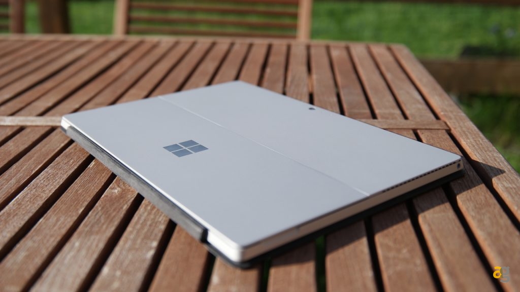 microsoft-surface-4-e-anniversary-update-recensione