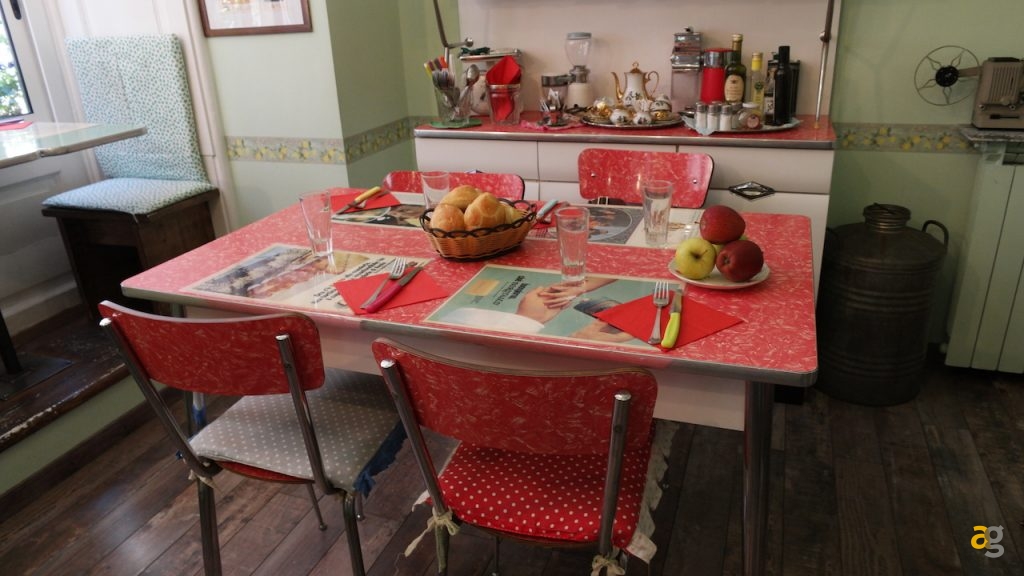 risoelatte-un-tuffo-negli-anni-60