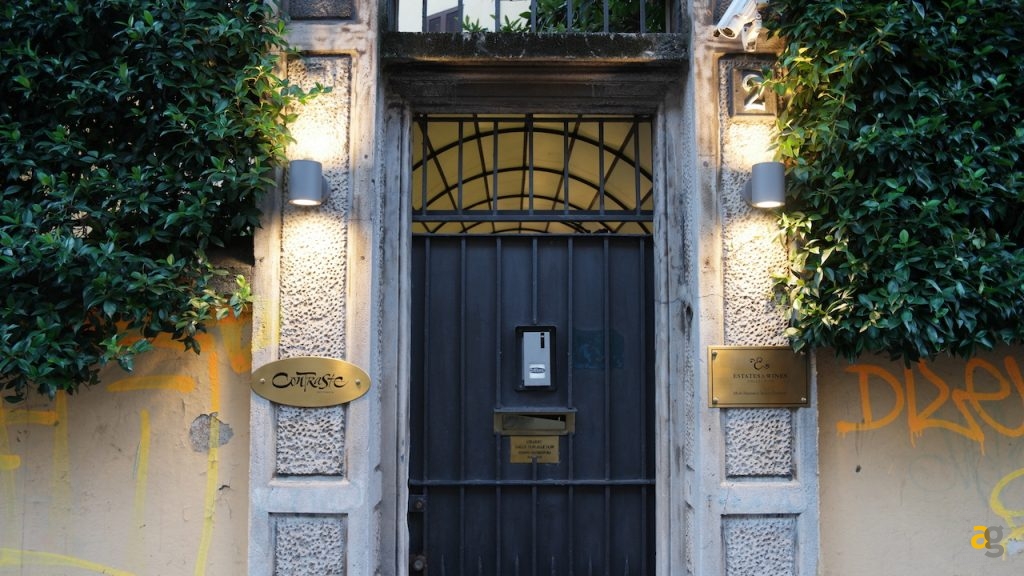 contraste-milano-stelle-subito