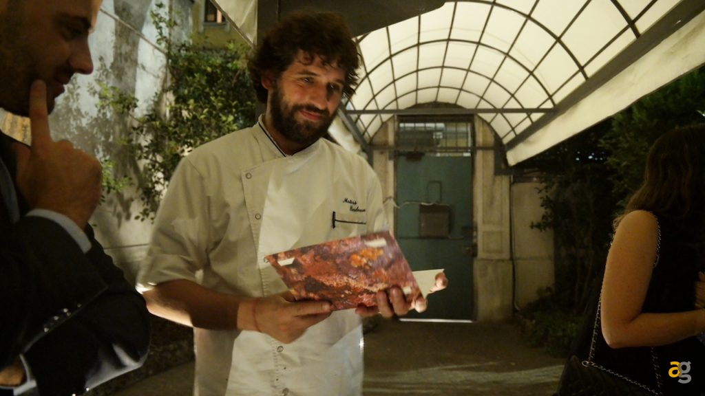 contraste-milano-stelle-subito