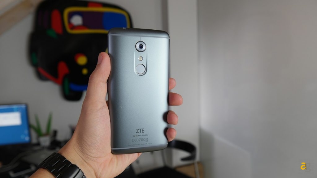 zte-axon-7-recensione