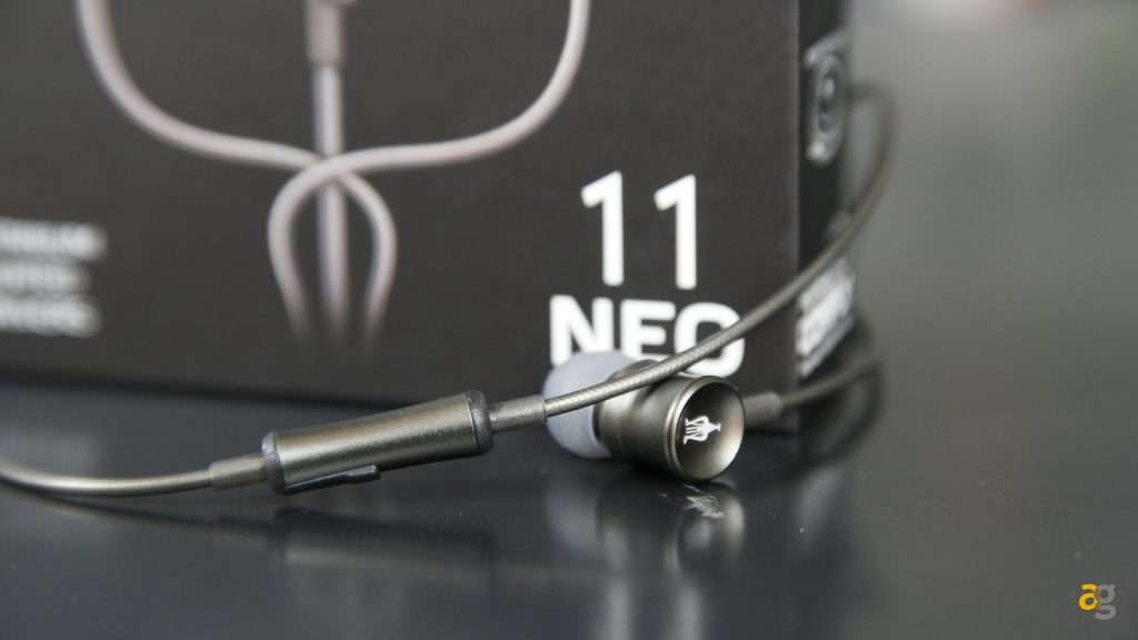 confronto-cuffie-auricolari