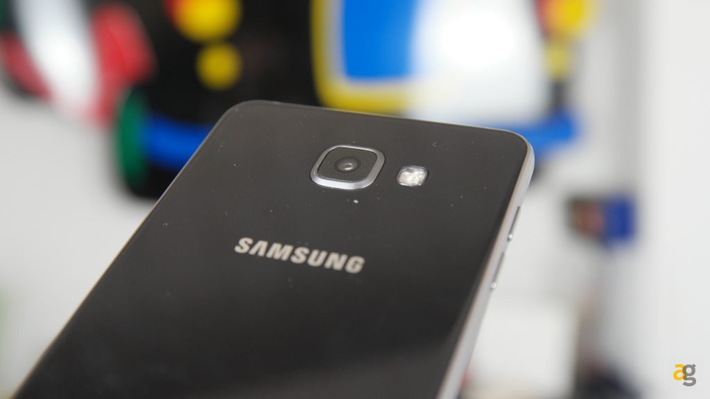samsung-galaxy-a7-2016-recensione