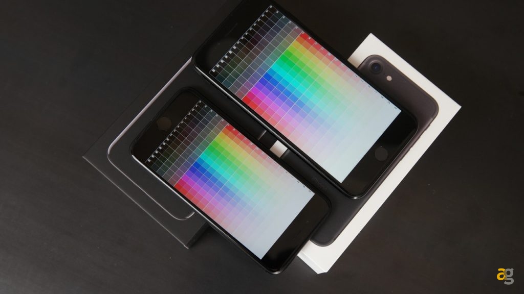 iphone-7-contro-7-plus-black-contro-jet-black-quale-scegliere