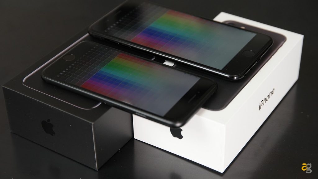 iphone-7-contro-7-plus-black-contro-jet-black-quale-scegliere