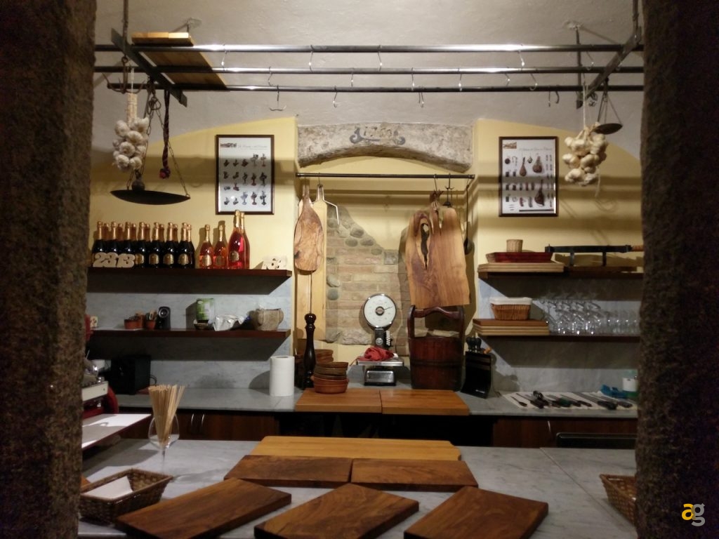 corte-santo-stefano-a-cesano-maderno-bene-non-benissimo