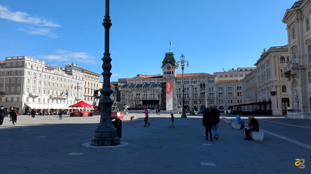 lenovo-moto-z-play-mods-proiettore-recensione