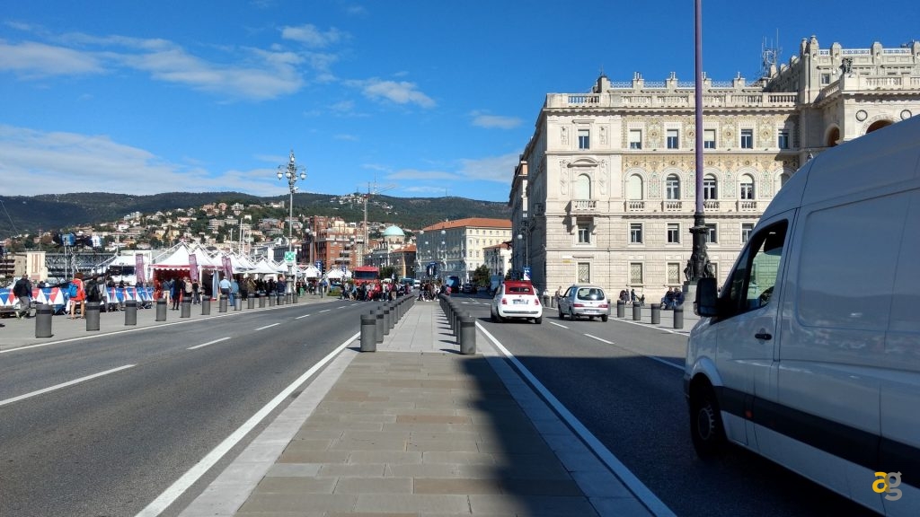 lenovo-moto-z-play-mods-proiettore-recensione