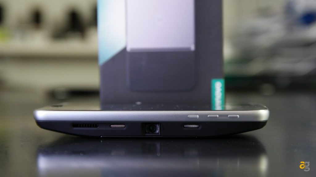 lenovo-moto-z-play-mods-proiettore-recensione