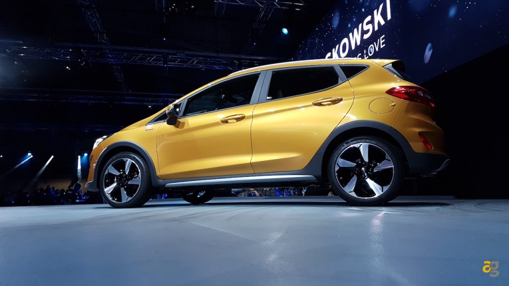 nuova-ford-fiesta-galaxy-s3-cyanogenmod