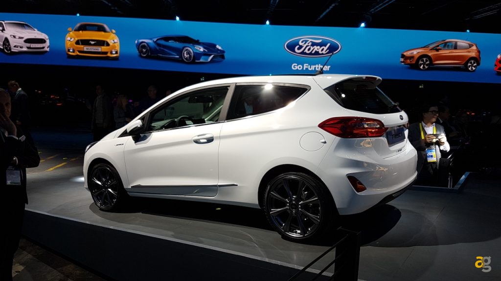 nuova-ford-fiesta-galaxy-s3-cyanogenmod