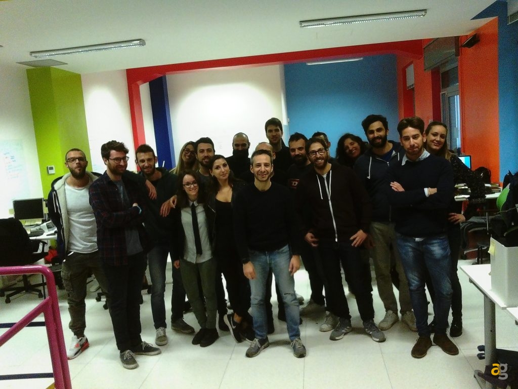 airselfie-minidrone-smartphone-anteprima