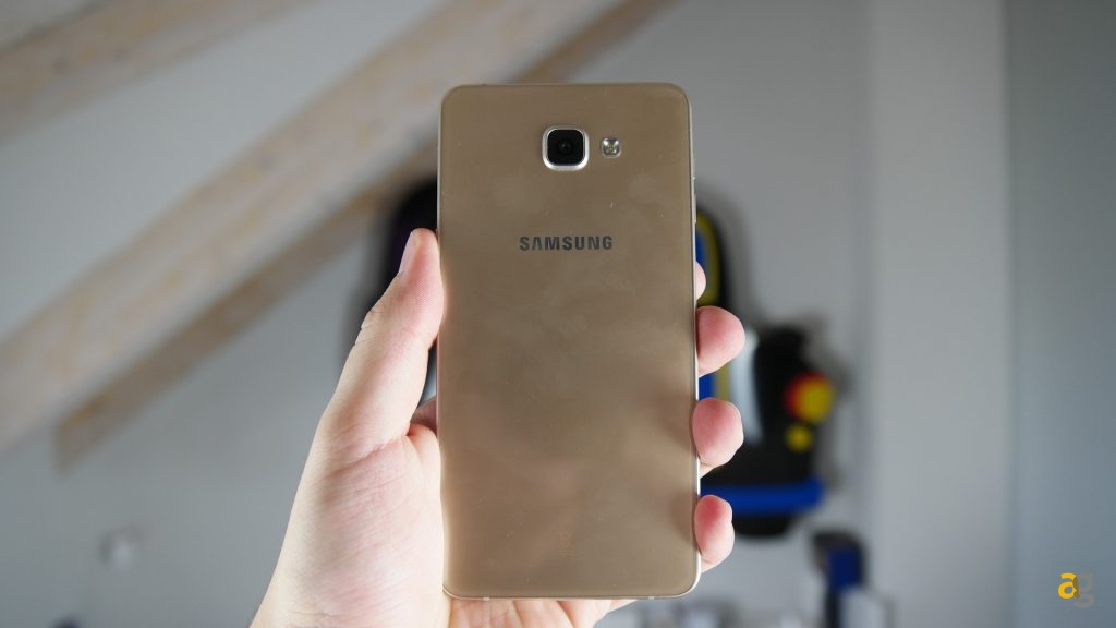 samsung-galaxy-a9-2016-recensione