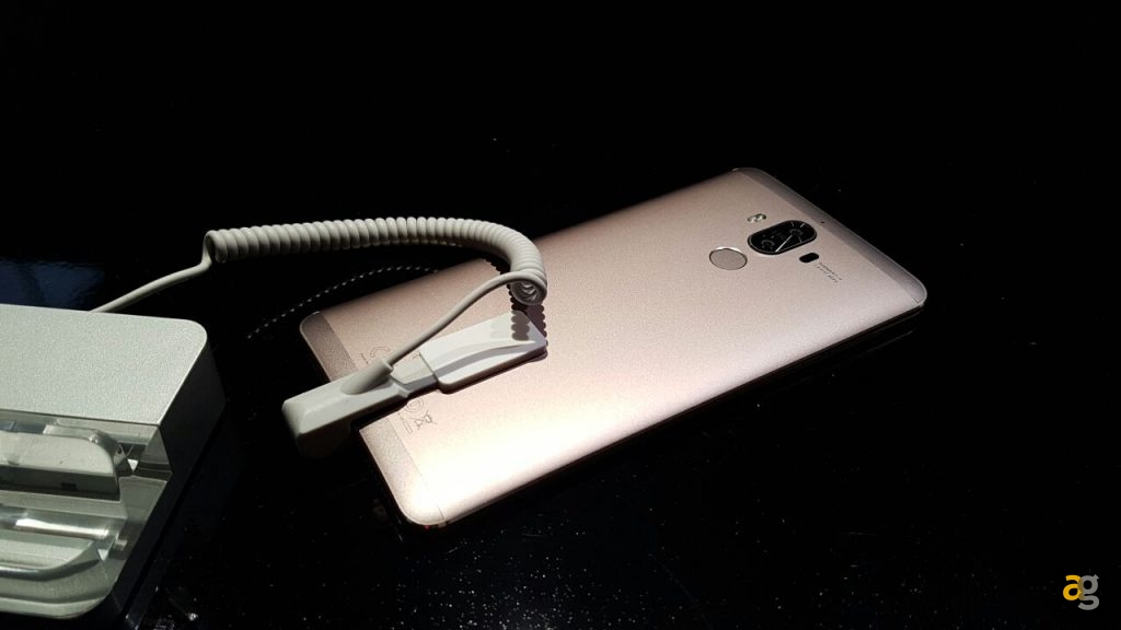 anteprima-huawei-mate-9-e-mate-9-porsche-design