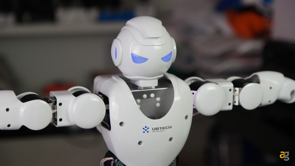 robot-alpha-1s-ubitech-recensione