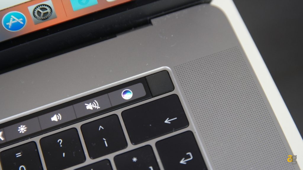 macbook-pro-15-touch-bar-recensione