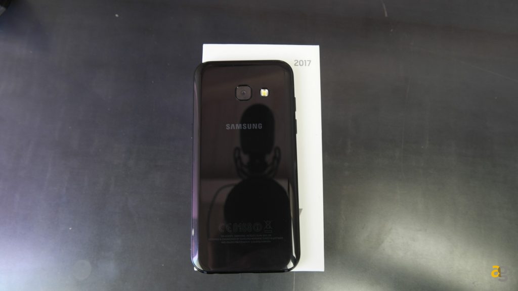 samsung-galaxy-a3-2017-recensione