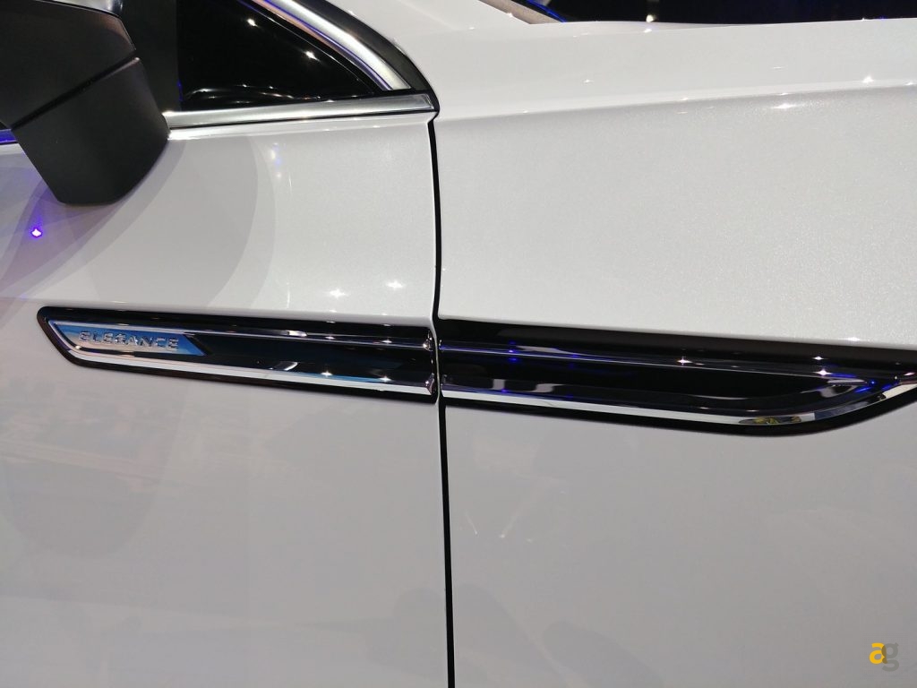 anteprima-al-quadrato-vw-arteon-con-lg-g6