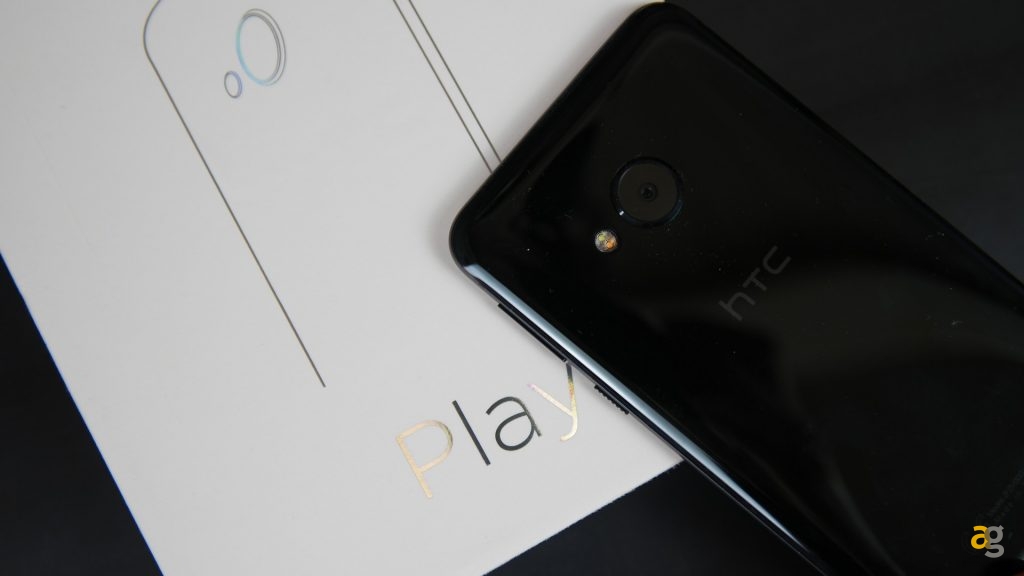 recensione-htc-u-play