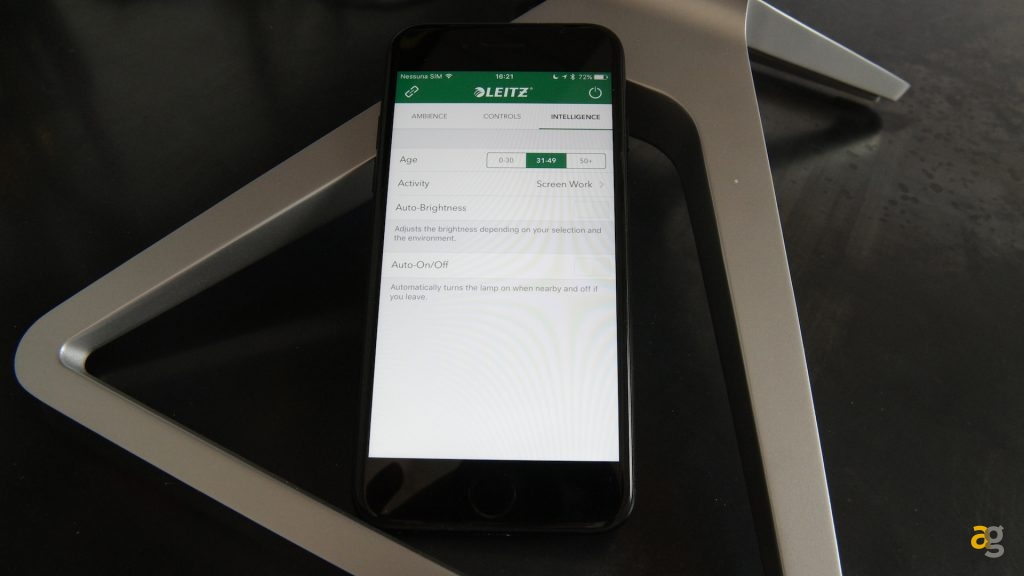 leitz-style-smart-lamp