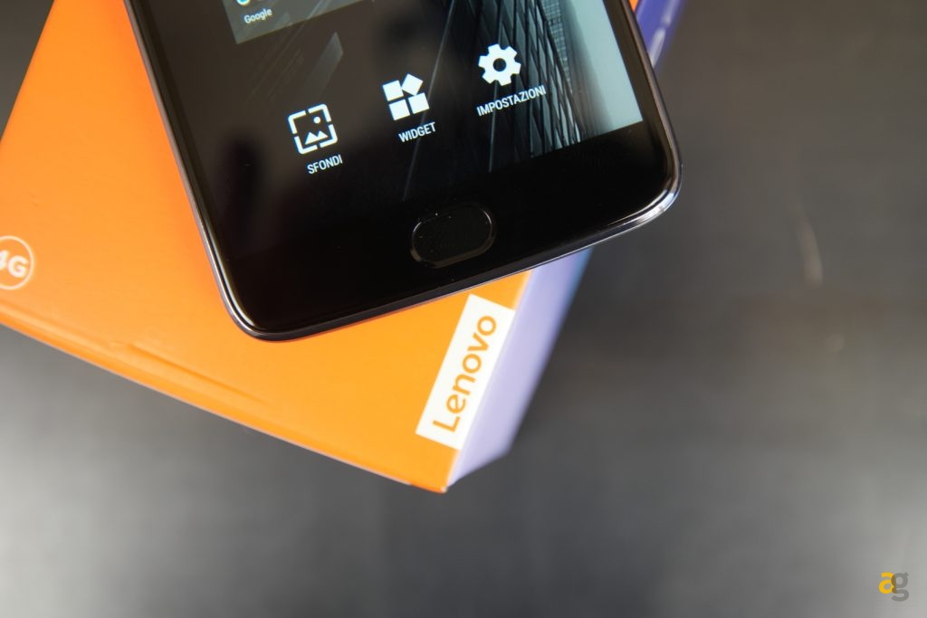 recensione-moto-e4-plus