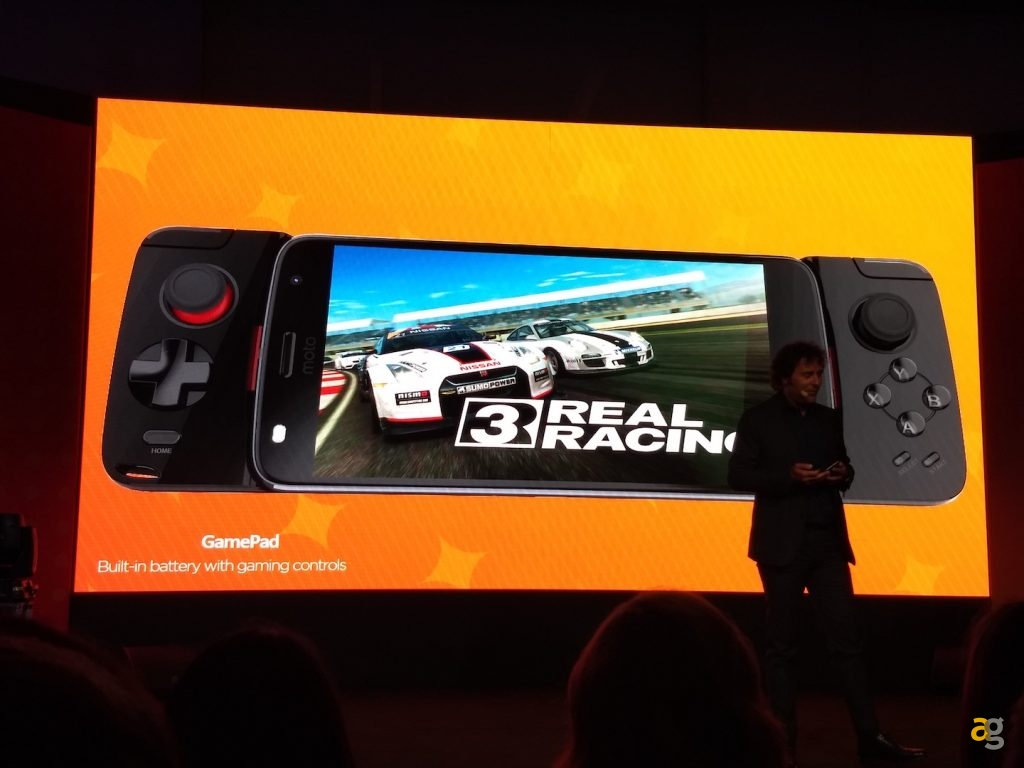 recensione-moto-z2-play