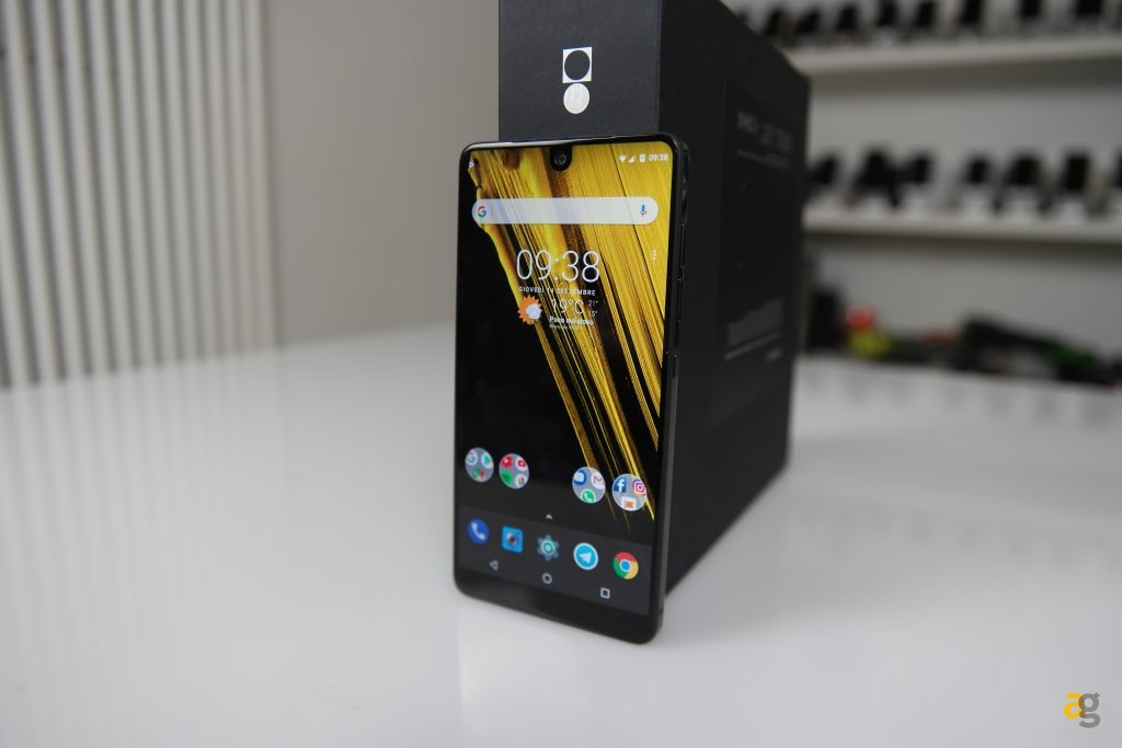 recensione-essential-phone-ph1