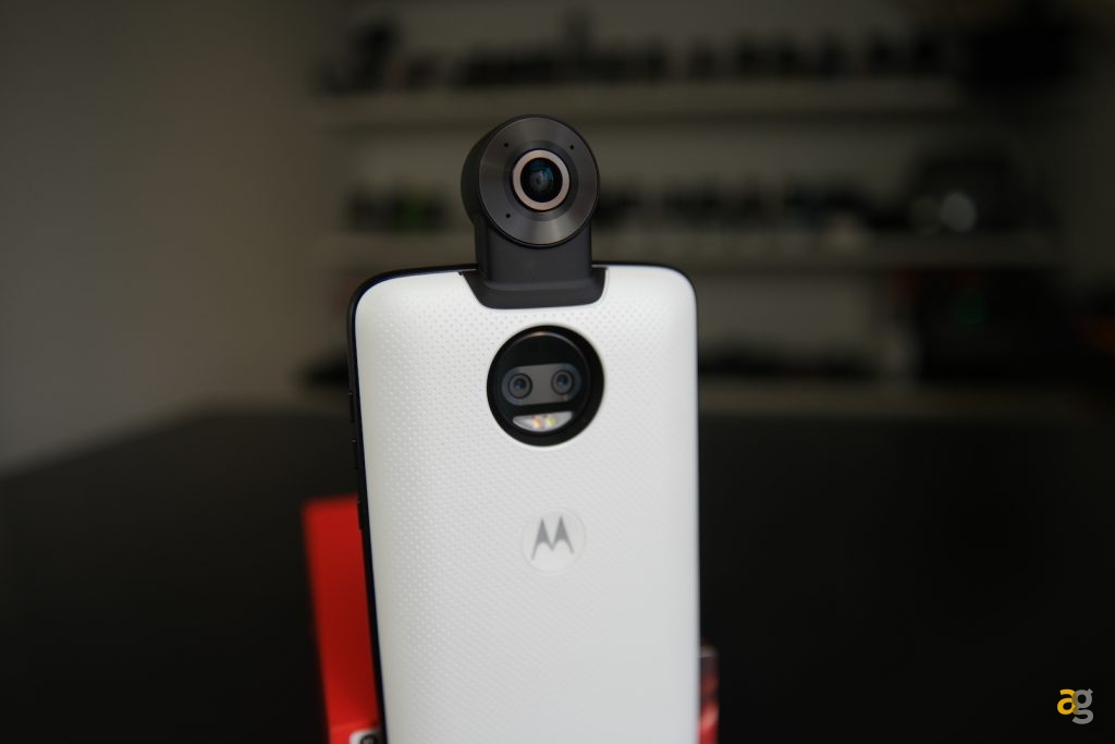 recensione-moto-z2-force-mods-game-pad-camera-360