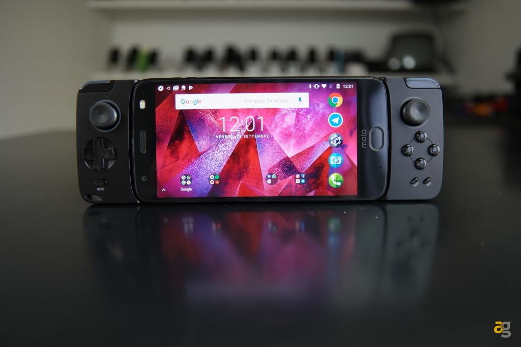 recensione-moto-z2-force-mods-game-pad-camera-360