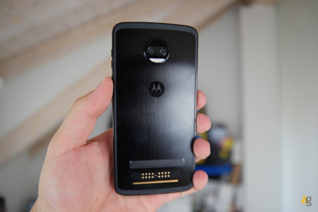 recensione-moto-z2-force-mods-game-pad-camera-360