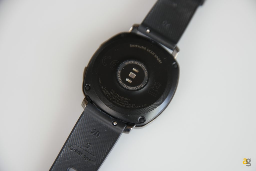 recensione-gear-fit-sport-fit-2-pro