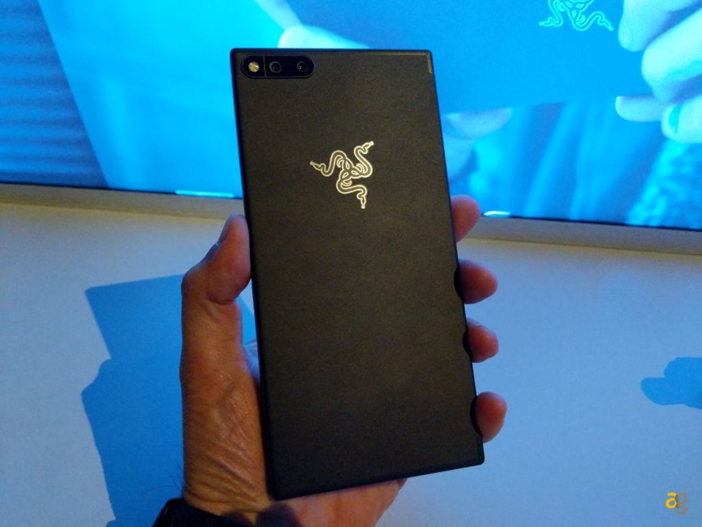 anteprima-smartphone-razer