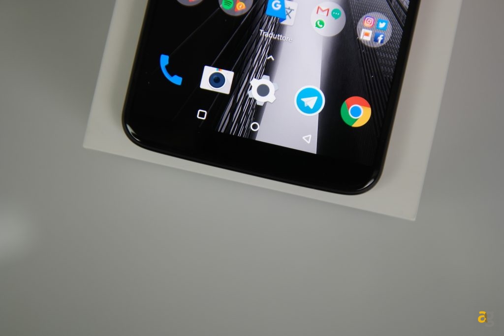 recensione-oneplus-5t